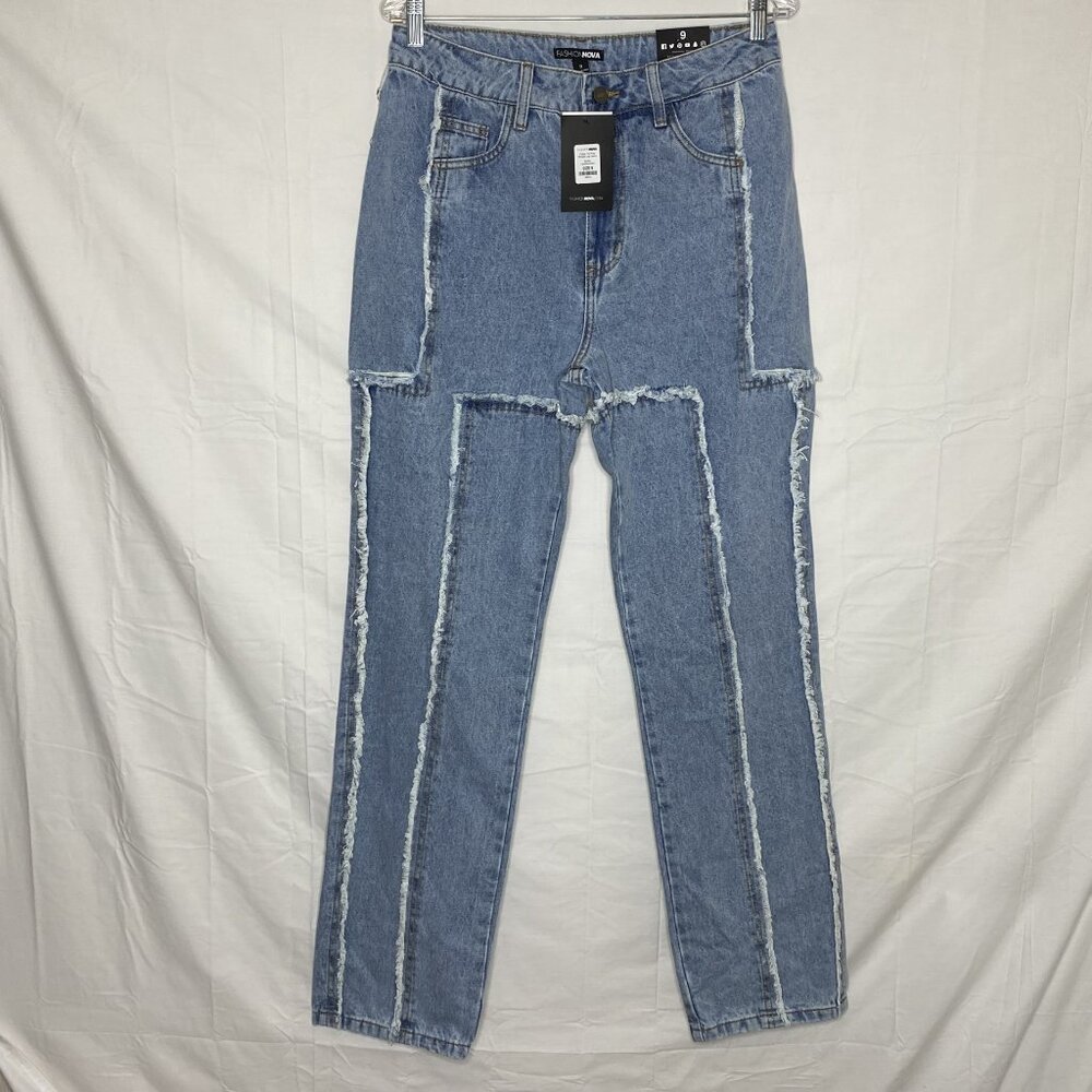 Fashion Nova Womens Designer Frayed Straight Leg Jeans Size 9/10